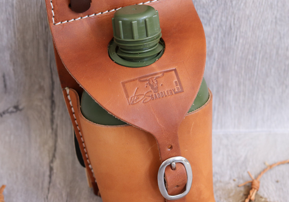 Single leather water bottle carrier